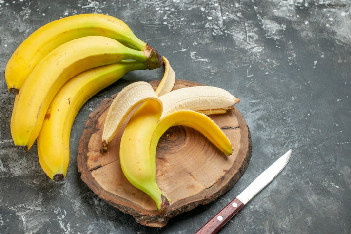 Bananas are high in potassium, which can aid with hypertension management. 