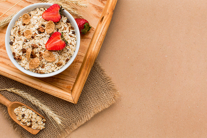 Oats in a plate | Benefits of oats for weight loss