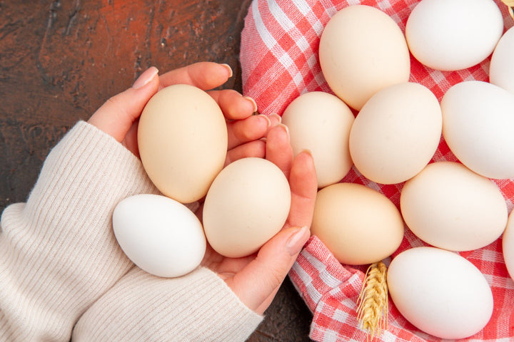 Egg Shampoo Benefits, 1-Minute Recipe And How To Use